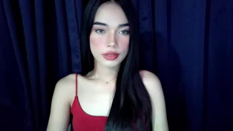 Isabelle online show from 02.05.26