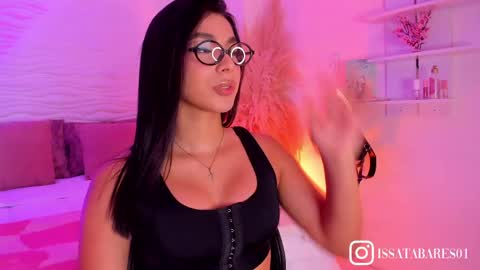 Snapshot of isabellefoxx chatting on 05.16.26 Isa online show from 05.16.26