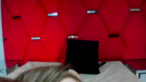 Elizabet online show from 02.22.25