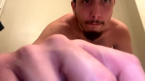 Snapshot of isaiahmarin420 chatting on 07.16.26 Kxshking online show from 07.16.26