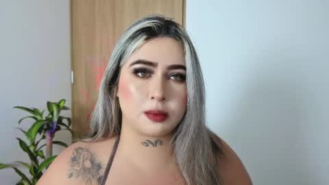 Snapshot of isasexyxxx1 chatting on 04.18.26 isasexyxxx1 online show from 04.18.26
