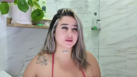 Snapshot of isasexyxxx1 chatting on 04.20.26 isasexyxxx1 online show from 04.20.26