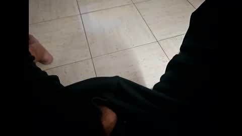 Snapshot of iscrewinutibolt chatting on 02.10.25 Carlos online show from 02.10.25