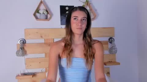 ishabellalopez online show from 12.29.24