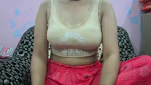 Snapshot of ishika_singh_ chatting on 06.16.26 ishika_singh_ online show from 06.16.26