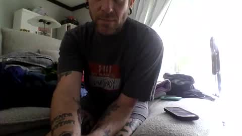 Snapshot of ishouldntbeonhereagain chatting on 04.17.26 Daddy Master Master Daddy online show from 04.17.26