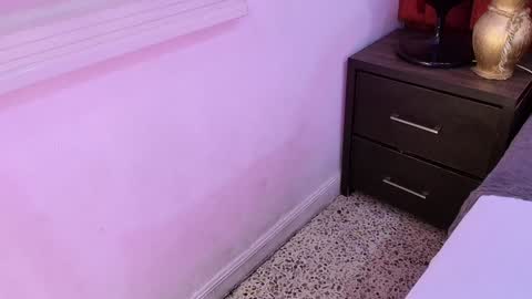 Isis  online show from 01.25.25