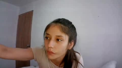 Alaya online show from 01.11.25