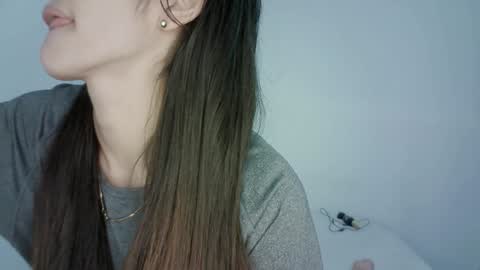 Alaya online show from 02.05.25