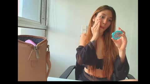 Alaya online show from 04.09.26