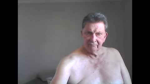 island625103 online show from 03.02.25