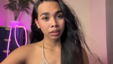 Snapshot of island_girlxxx chatting on 07.07.26 Alona online show from 07.07.26
