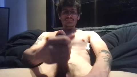 isocialmedia online show from 10.25.25