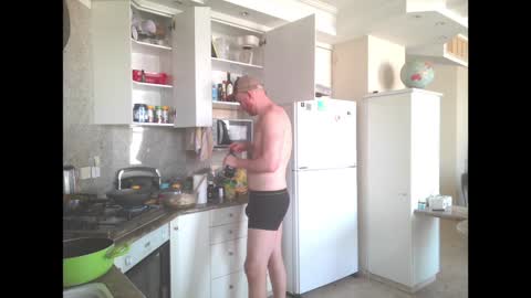 Tall Jewish Ginger DOM online show from 12.09.24