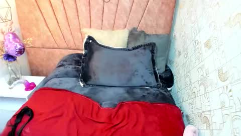 ISSA MILF online show from 10.27.25