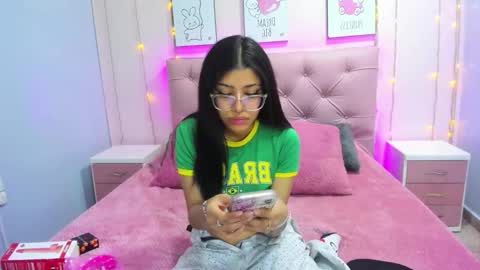 Issa  online show from 10.23.25