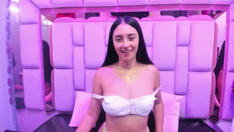 Snapshot of issabela_mackey_ chatting on 01.16.26 issabela_mackey_ online show from 01.16.26