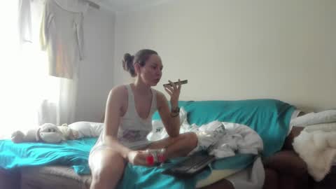 Issabelle online show from 03.24.26