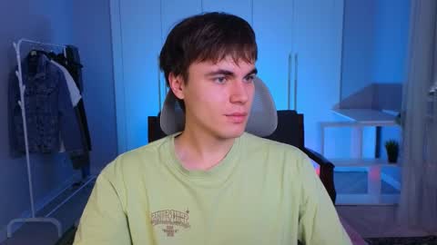 Snapshot of istairee chatting on 02.17.25 Maks online show from 02.17.25