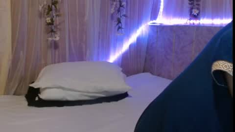 Itala Gomez online show from 03.09.25