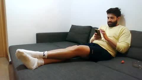 Snapshot of italianboybcn chatting on 01.10.25 italianboybcn online show from 01.10.25