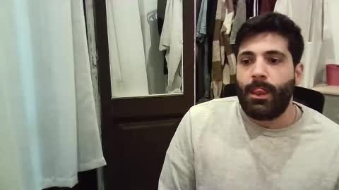 italianboybcn online show from 11.18.25