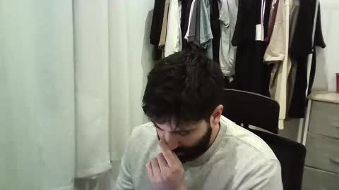 italianboybcn online show from 12.13.25