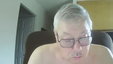 Snapshot of italythick chatting on 06.27.26 italythick online show from 06.27.26