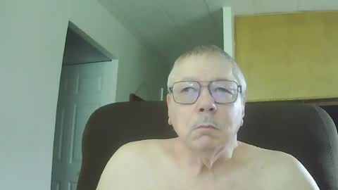 Snapshot of italythick chatting on 06.27.26 italythick online show from 06.27.26