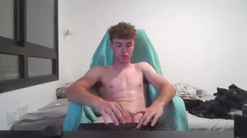 Snapshot of itasexlover chatting on 09.29.25 itasexlover online show from 09.29.25