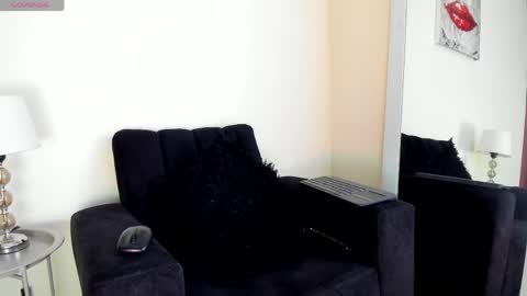 Snapshot of its__angelica_ chatting on 05.23.26 Angelica online show from 05.23.26