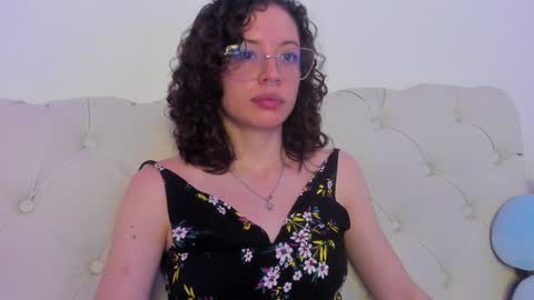 Snapshot of its_marie chatting on 12.04.24 Maria online show from 12.04.24
