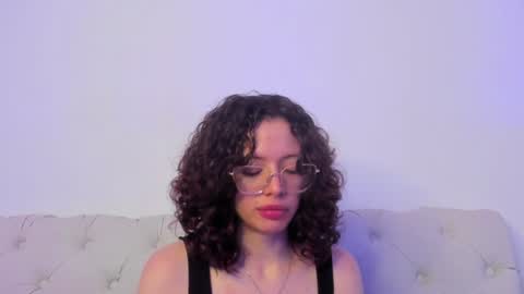 Snapshot of its_marie chatting on 12.12.24 Maria online show from 12.12.24