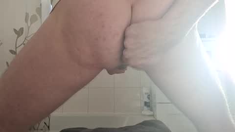 Snapshot of its_me_mave chatting on 12.20.24 Dutch online show from 12.20.24