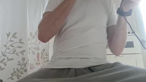 Snapshot of its_me_mave chatting on 03.02.25 Dutch online show from 03.02.25