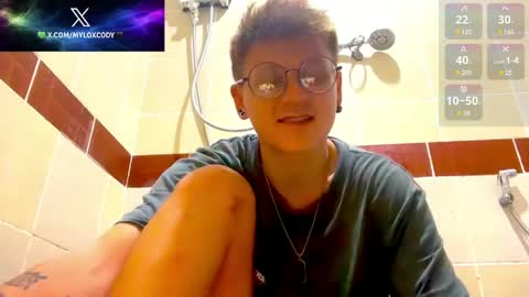 Snapshot of its_mylo chatting on 04.20.26 Mylo online show from 04.20.26
