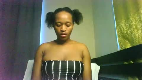 Snapshot of its_natasha chatting on 03.05.25 its_natasha online show from 03.05.25