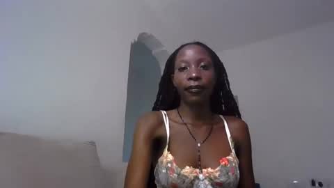 Snapshot of its_reen chatting on 01.11.26 reen online show from 01.11.26