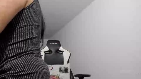 Snapshot of its_sol chatting on 01.08.26 Sol online show from 01.08.26