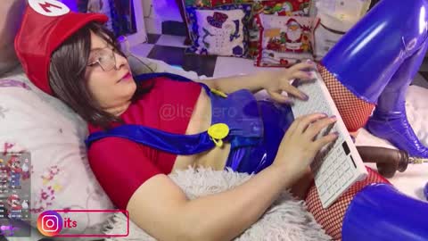 Fansly and Instagram Its vero   online show from 12.21.25