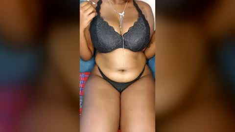 Snapshot of its_yummyblackkitty chatting on 07.21.26 its yummyblackkitty online show from 07.21.26