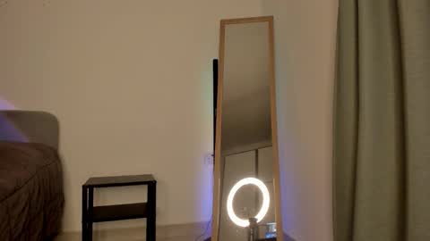 Isabella online show from 02.17.26