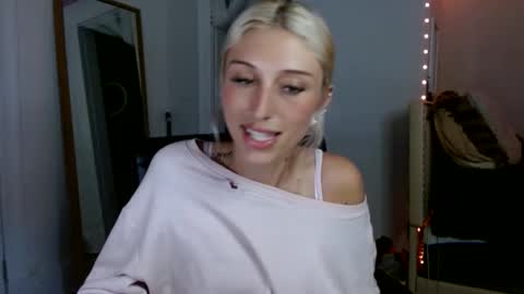 itsirelandbby online show from 04.16.26