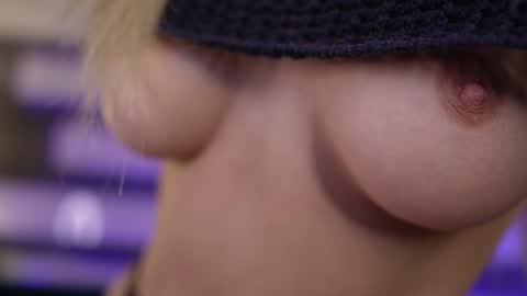 Snapshot of itsivylicious_ chatting on 02.27.26 Your Ivy online show from 02.27.26