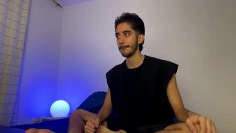 Snapshot of itsmartin_ chatting on 02.12.26 itsmartin_ online show from 02.12.26