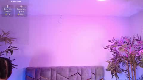 itsmroom online show from 11.24.25