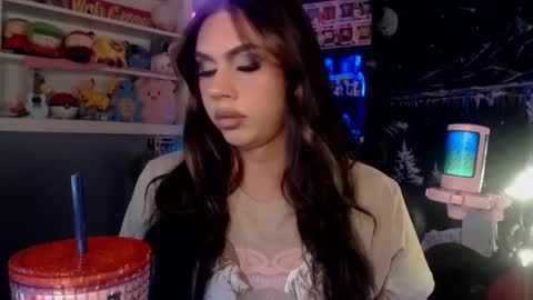 Snapshot of itsnickibabyy chatting on 01.07.25 Nicki Foxx online show from 01.07.25