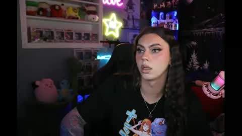 Snapshot of itsnickibabyy chatting on 02.15.25 Nicki Foxx online show from 02.15.25