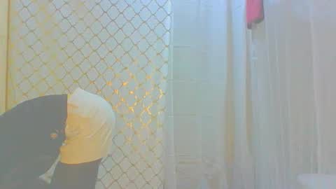 Queen blacq online show from 10.20.25