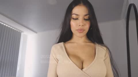 itsssssssme_lana online show from 02.26.25